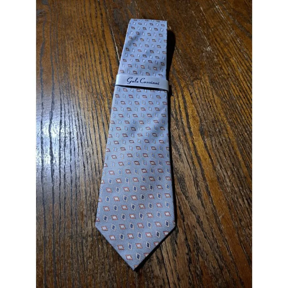 New Galo Cossinni Silk Handmade Mens Dress Neck Tie Grey Peach NWT